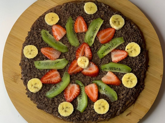 Pizza Gourmet -Ganache com Chocolate Meio Amargo c/Frutas!